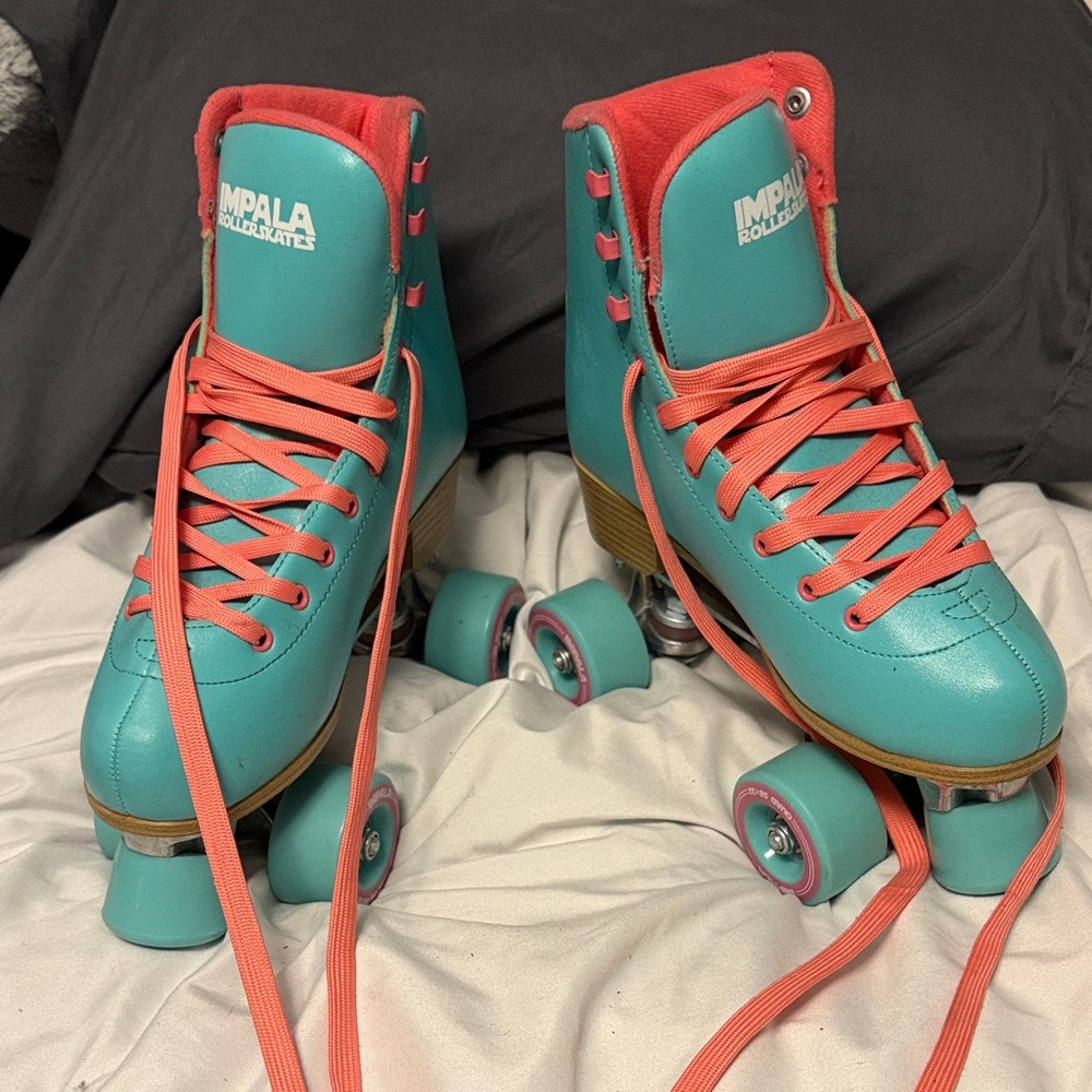 Impala Women's Teal Lace Up Roller Skates